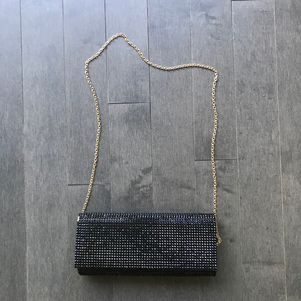 Aldo clutch